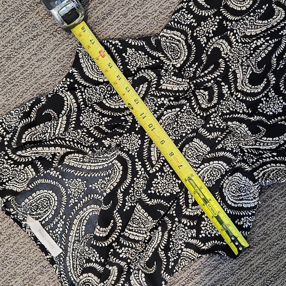 bishop + young Aeries Paisley Print Dress Size Medium - Picture 10 of 16